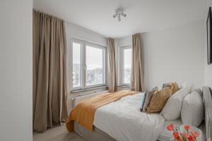 Fresh, Modern Living in a Beautiful Solna Area