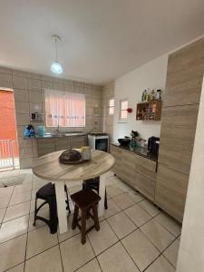 Casa espaçosa com churrasqueira a 10 min da praia dos ingleses