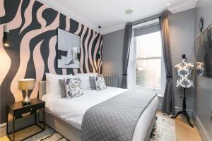 The Chambers - Covent Garden - by Frankie