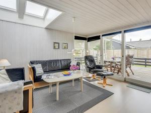 Holiday Home Hildegarde - 900m from the sea by Interhome