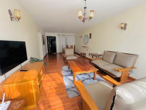 Nakuru Palace furnished apartment with pool milimani H1