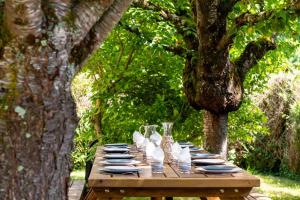 Maison de vacances au calme, piscine, clim, en forêt, Fontainebleau