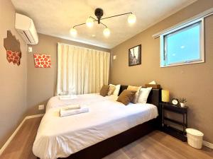 17min Asakusa, 3min walk to station, charming and cute 3 storey house, 3 bedrooms, 6 comfortable beds, 2 toilets