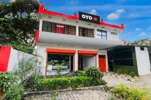 SPOT ON Royel Grand Hotel Nabedi