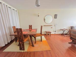 Nakuru Palace furnished apartment with pool milimani H1