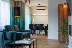 Apartament GreenPeak - klimatyzacja, widok na Śnieżkę, obok aquaparku, blisko do Wang by Apartamenty w Karkonoszach