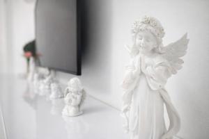 Acropolis Dream Apartment - 50sqm 2BR Big Living Room with Large Terrace Next to Siggrou FIX Subway Station in the City Center