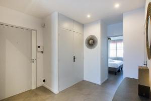 YELLOW DUBOY DANGERS 2 Bedrooms