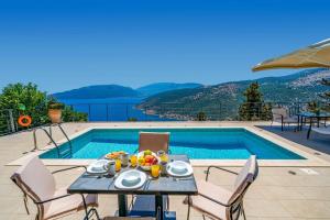 Villa Aurora Sunrise by Villa Plus