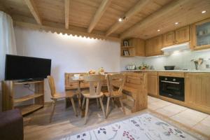 Grand Roc A103 from Slopes 150m, & Parking - Happy Rentals