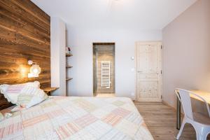 Alphonsine Ski Lodge