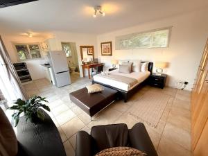 The Companion Cottage with Panoramic Views