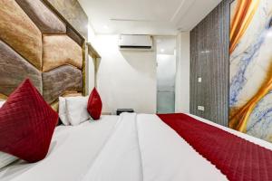 Spark Inn -Main Bazar New Delhi