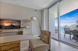 Lyfe Resort l Ocean Pool View Gym, Beach Access