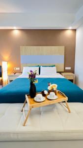 Romantic Palace Beach Apartments