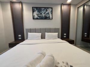 Serenity Grand Pool Villa Pattaya-5BR Private Pool