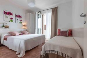 Nice three bedroom apartment close to the sea