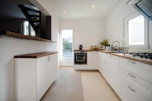 CAPBRETON- Villa MOANA pour 10 personnes- Piscine chauffée et Jacuzzi- Wifi gratuit