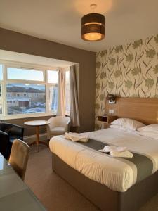 The Avenue Hotel