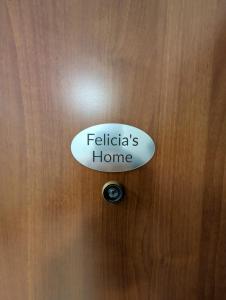 Felicias Home