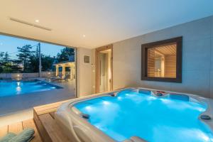 Villa Aurelia near Labin for 9 persons with heated 60 m2 pool, wellness & kids playground
