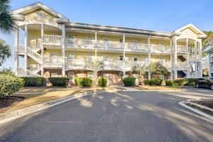 Golf, Gamble and Fish! Condo with Pool in Little River