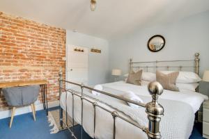 4 Bed in Rottingdean oc-bbrott