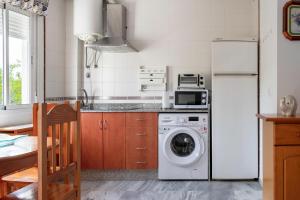 Piso Saturno 1ºd Conil Rentals