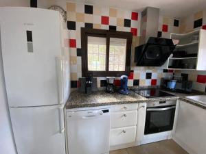 Villa Las Encinas Piscine et vue mer et montagne 180 degrés