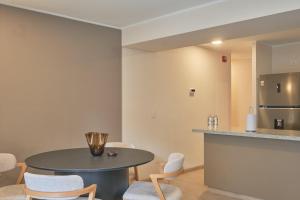 Larco Prime Suites - Pool, Gym & Coworking