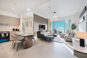 Mahogany 24 - 2BR 6 PAX - On the Boulevard Sea View