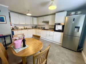 Truffle Cottage, West Green - Crail