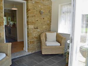 Acorn Cottage - Ukc1812