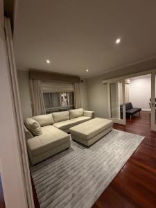 Swimming pool Mangaroo full house