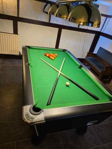 Ye Olde Bowling Green Inn