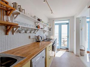 3 Bed in Camber oc-tcbt006