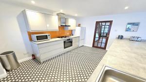 Rockham Bay View - Sleeps 6 Mortehoe