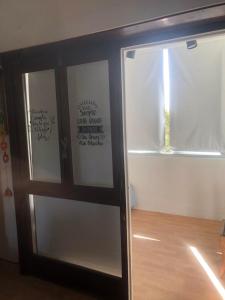 Amplio Dpto para 5 personas, SOLO FAMILIAS, cerca de Punta Mogotes y centro de Alem