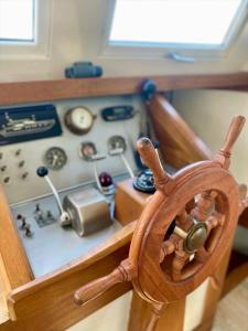 Houseboat - Suite flottante romantique au Port de Bordeaux