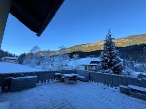Urlaub mit Bergblick - Ferienhaus in Bad Bleiberg