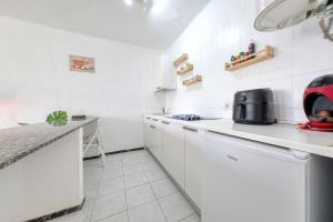 Suite Helios - 500M to the Beach By Lanzarote Vacation Homes