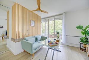 Bright Studio with Balcony near Paris