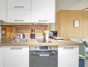 Bright Studio with Balcony near Paris