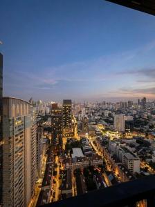 Private skyrise residence not yet fully furnished Thonglor