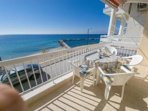 Sea and Sky by Infinity