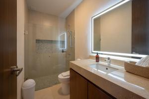 Penthouse vista a la laguna y Terraza privada