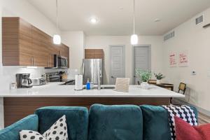 Fort Worth Executive 1 King Bed I Walk to West 7th