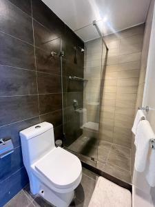 Stunning City View Modern 1BR with Balcony, Pool