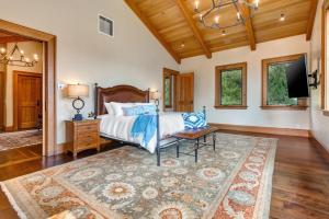 Abode at Heartwood Lodge