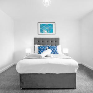 Stylish 2 Bed Apartment - Parking - Smart Tv - Wi-Fi Netflix 27C